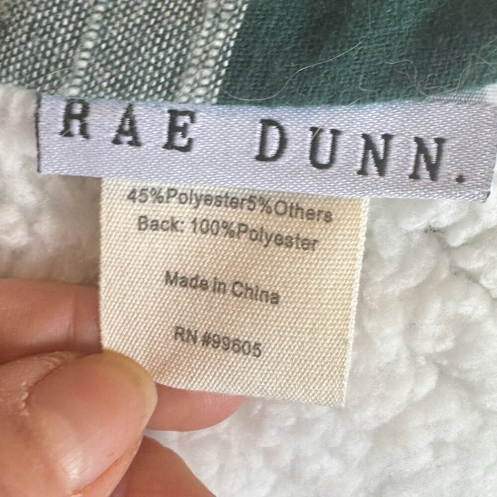 New Rae Dunn MAKING SPIRITS BRIGHT Buffalo Check Sherpa Blanket Throw - Picture 3 of 4